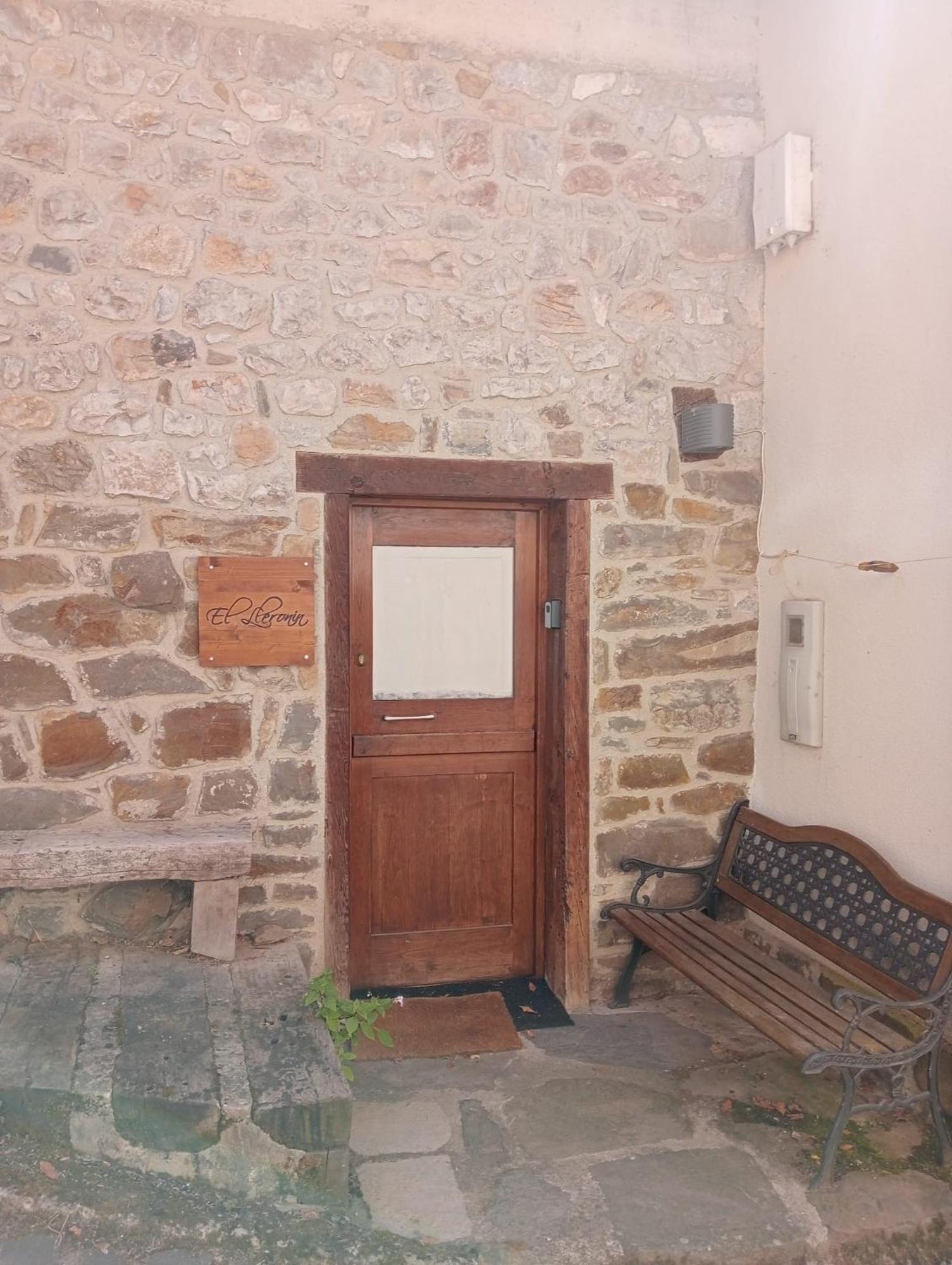Apartamentos Rurales El Lleron Caso Exterior photo